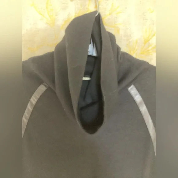 Basic Black JerseyCowl Sheath - Picture 5 of 9